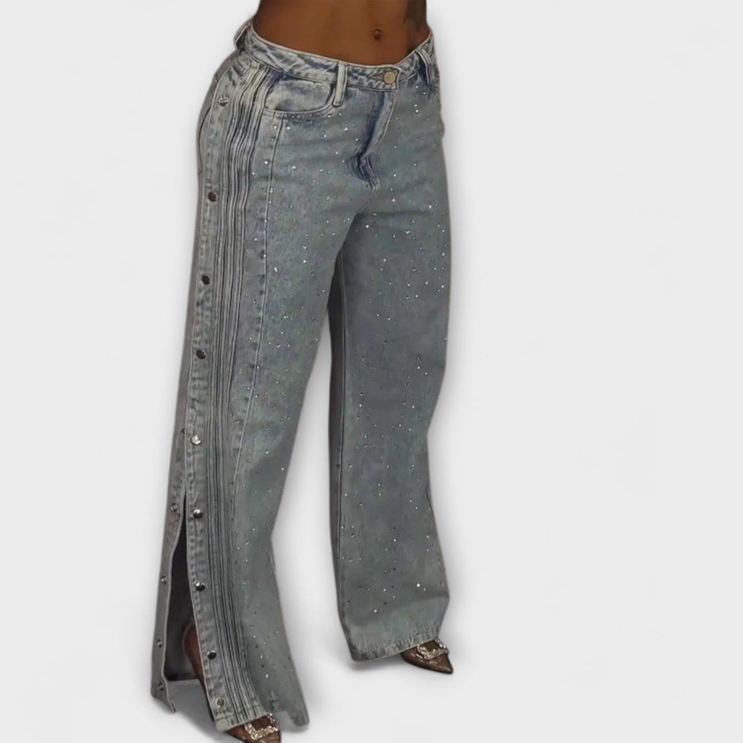 Nola - Jeans a Vita Alta con Decorazioni di Strass e Bottoni Laterali