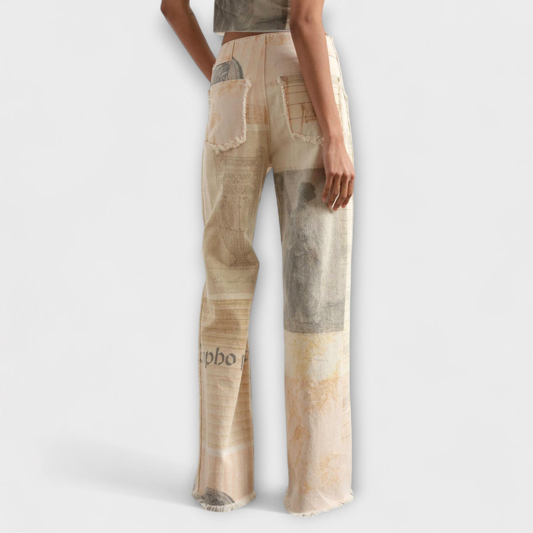 Rhea – Jeans a gamba larga stampati con un tocco vintage