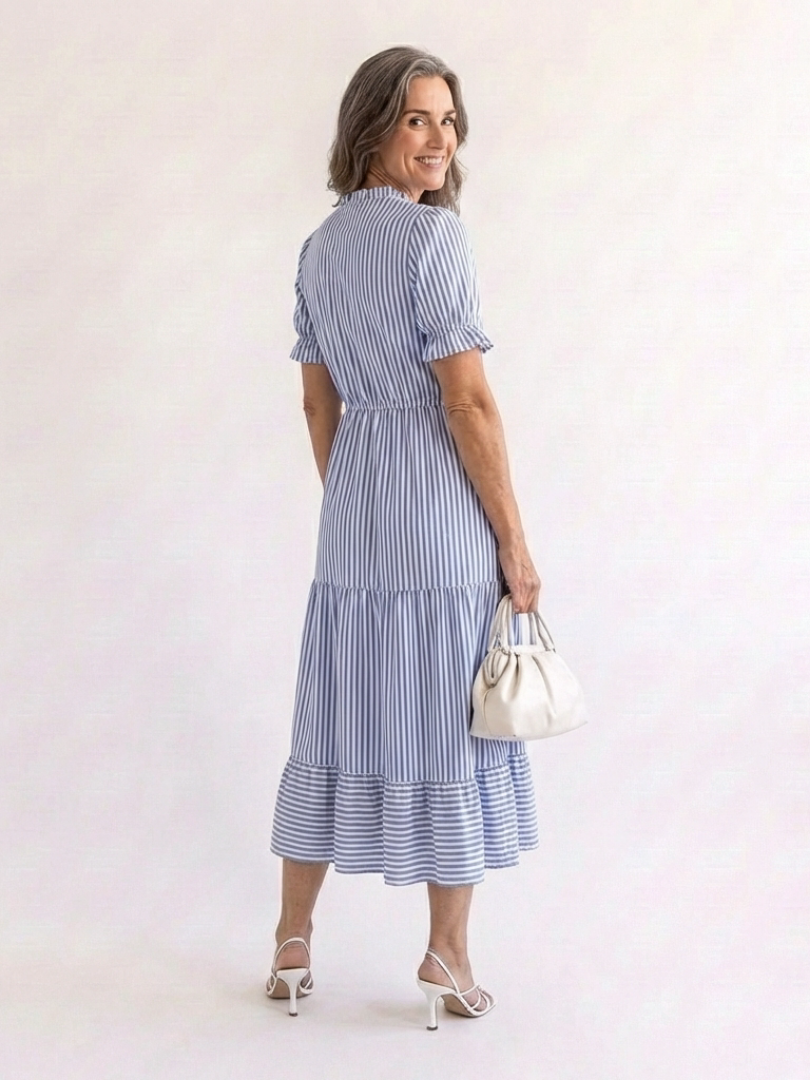 Dakota | Vestito midi con strati a righe e maniche corte