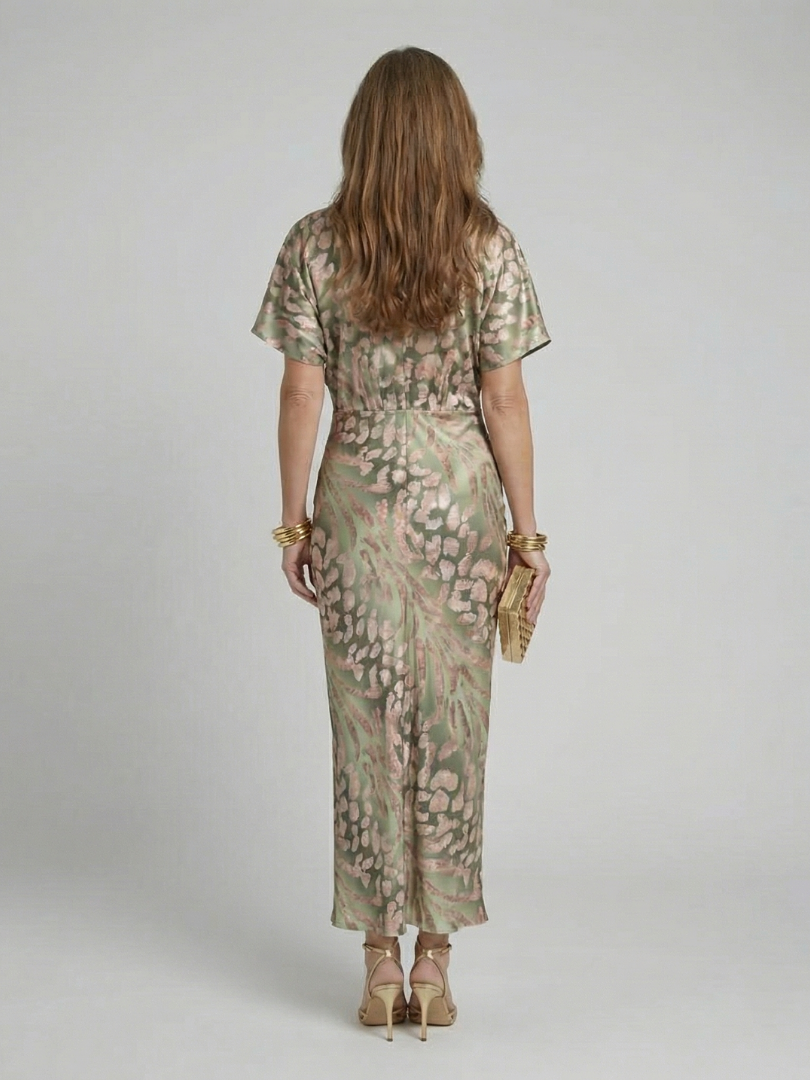 Corallo | Vestito midi con stampa astratta, scollo a V e vita intrecciata