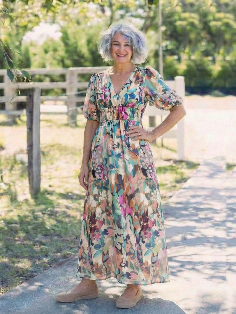 Eulalia | Vestito midi a manica corta con scollo a V e arricciatura in vita