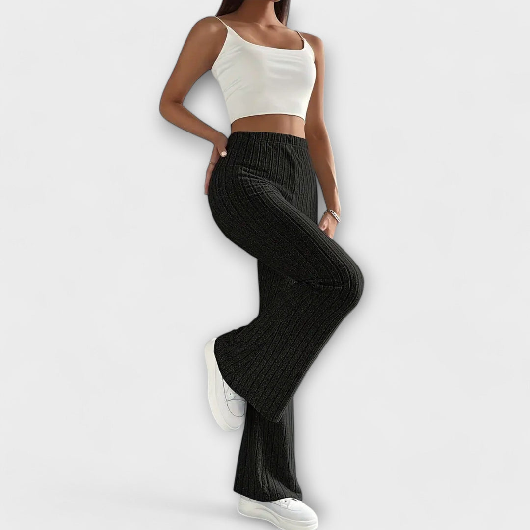Luretta – Pantaloni a campana con struttura fine