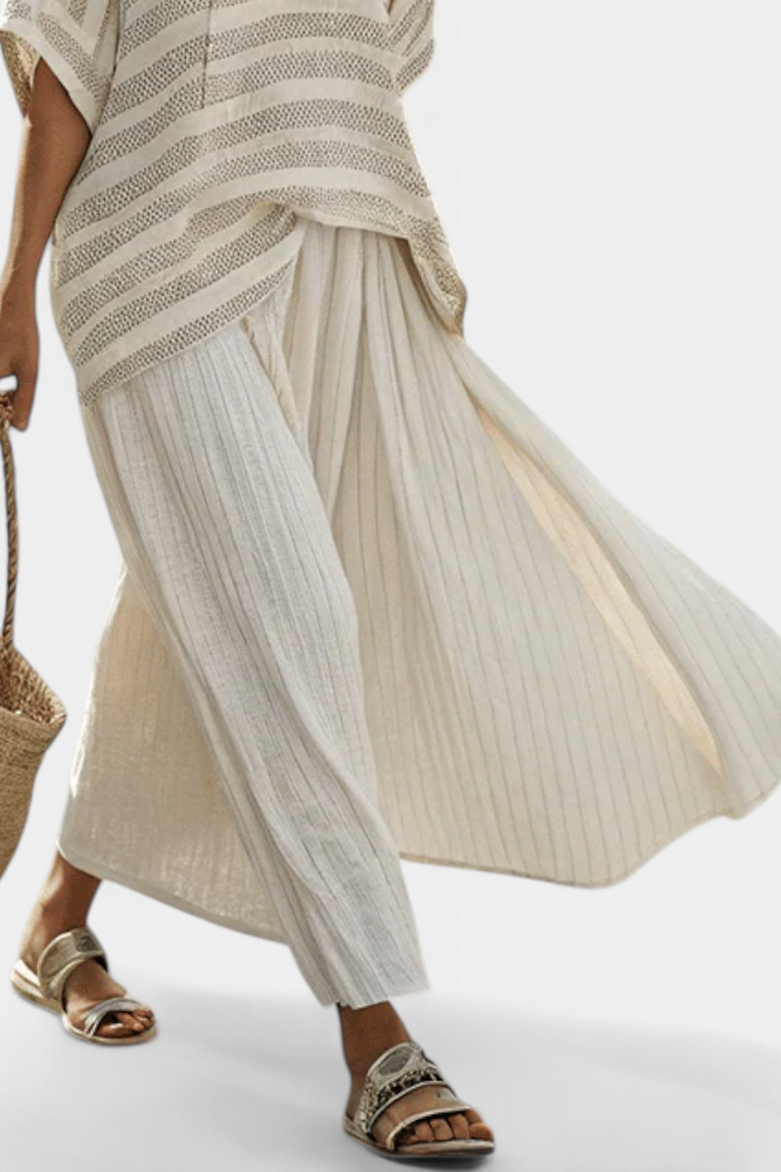 Graziella – top a righe in bambù naturale e pantaloni fluidi in lino