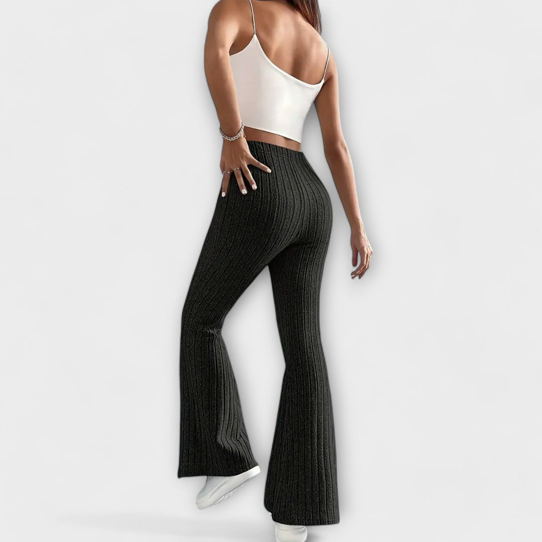 Luretta – Pantaloni a campana con struttura fine