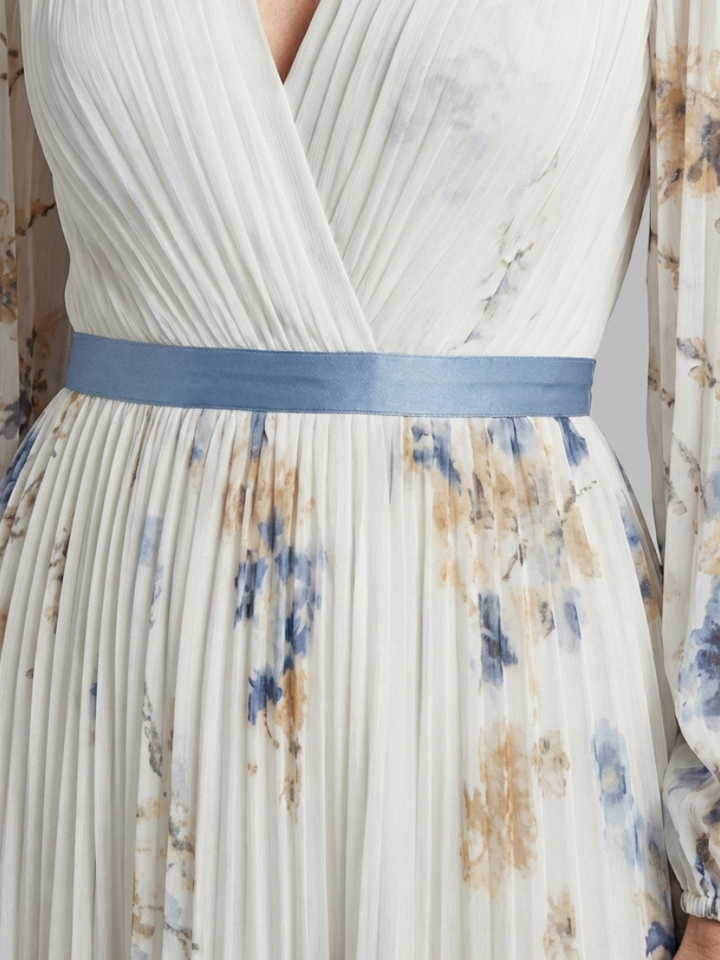 Sofía | Vestito lungo a maniche lunghe con scollatura a V e stampa floreale