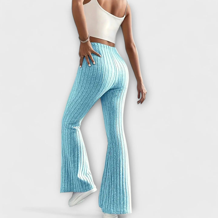 Luretta – Pantaloni a campana con struttura fine