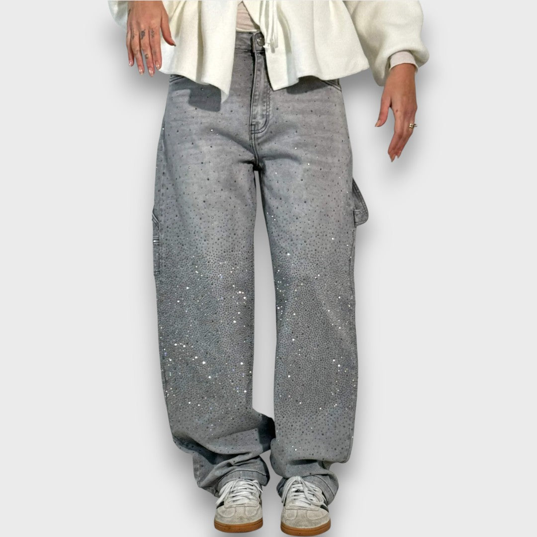 Nolene – Jeans con finitura lucida e carattere urbano