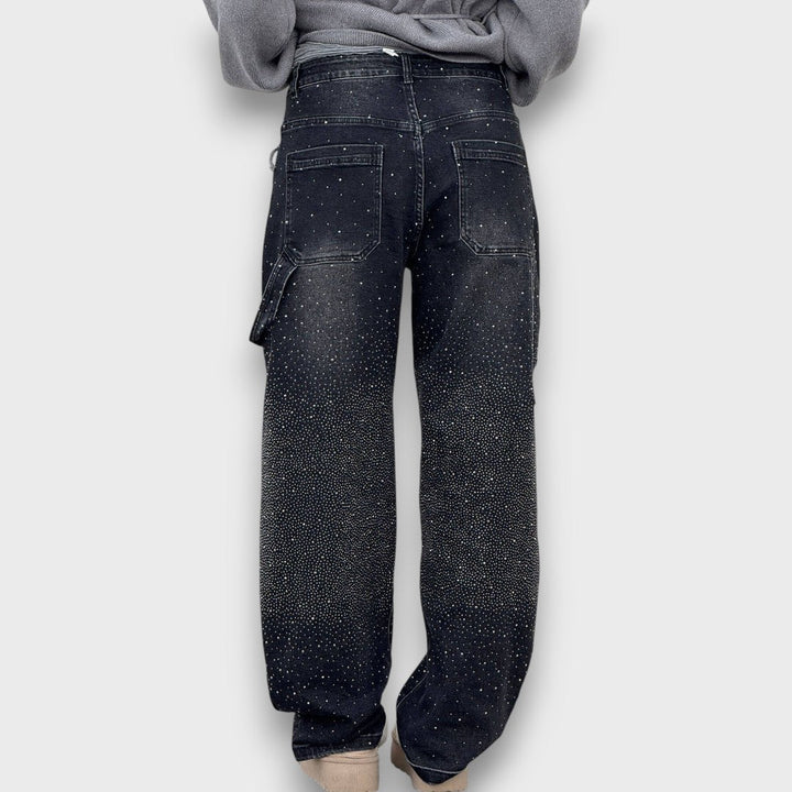 Nolene – Jeans con finitura lucida e carattere urbano