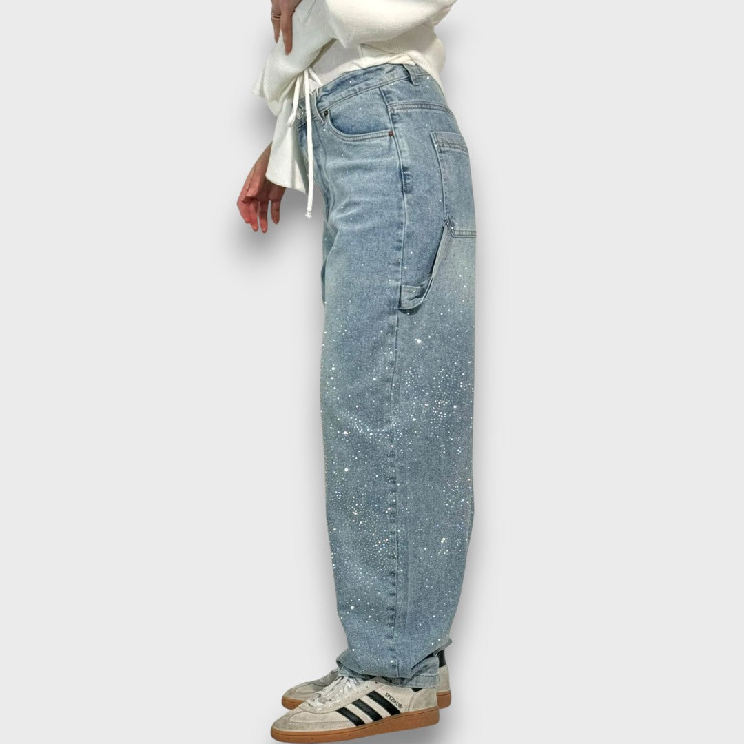 Nolene – Jeans con finitura lucida e carattere urbano