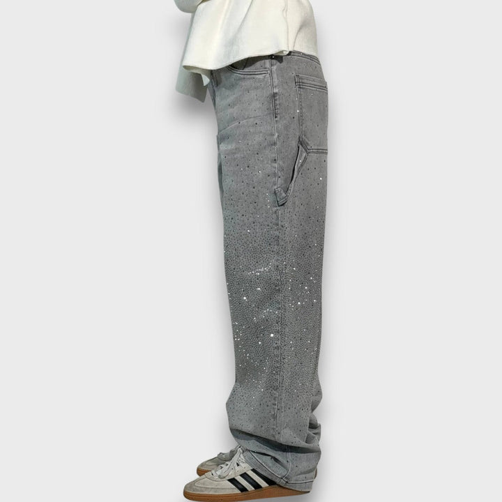 Nolene – Jeans con finitura lucida e carattere urbano