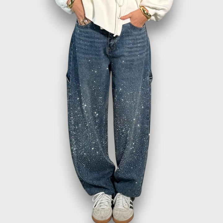 Nolene – Jeans con finitura lucida e carattere urbano