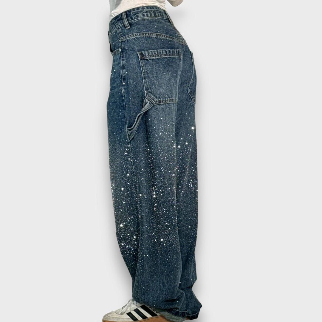 Nolene – Jeans con finitura lucida e carattere urbano