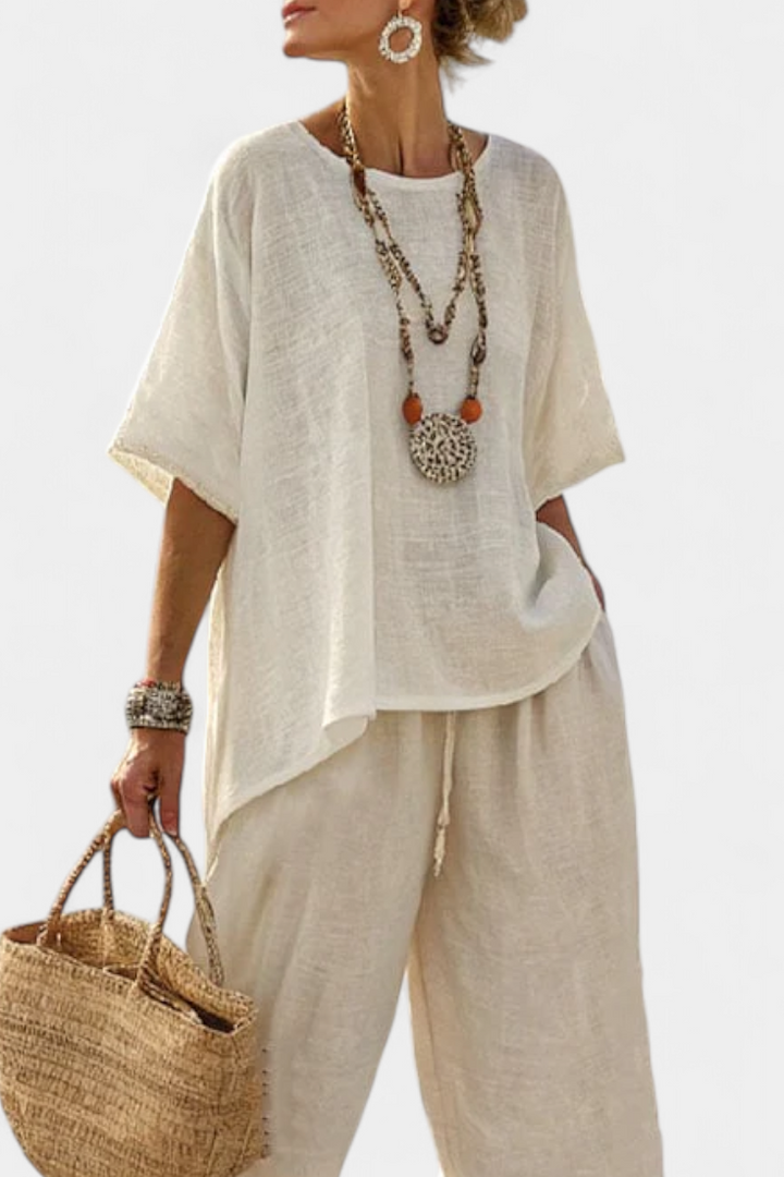 Beatrice – camicia comoda essenziale e pantaloni a gamba larga