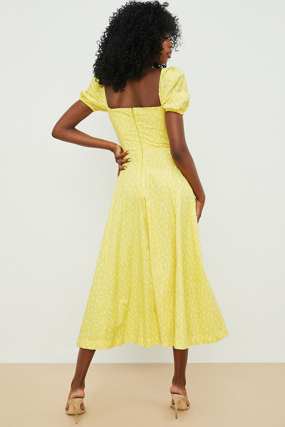 Arianna – Vestito boho con maniche a sbuffo